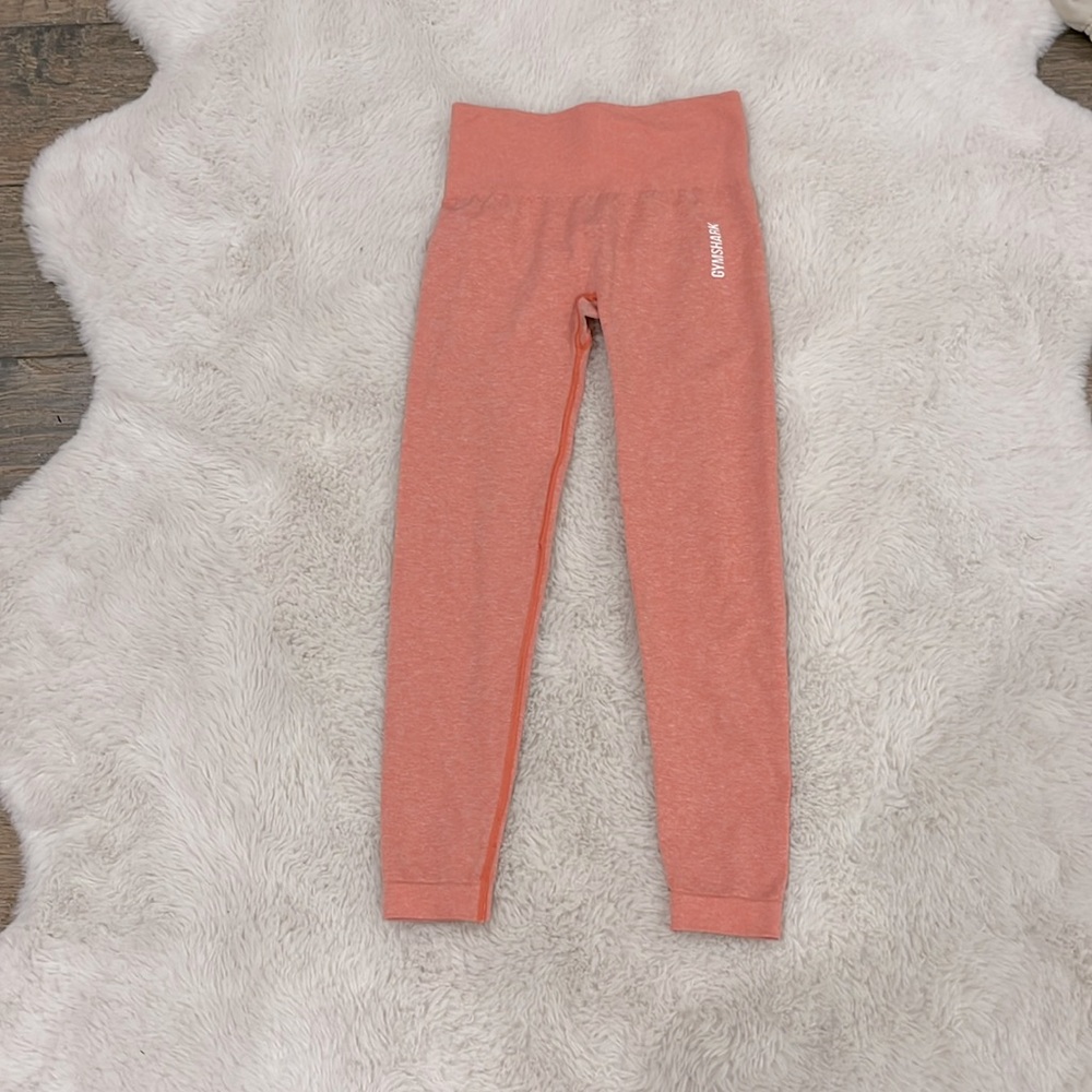 GymShark Leggings size S Peach/Orange/Salmon Colored